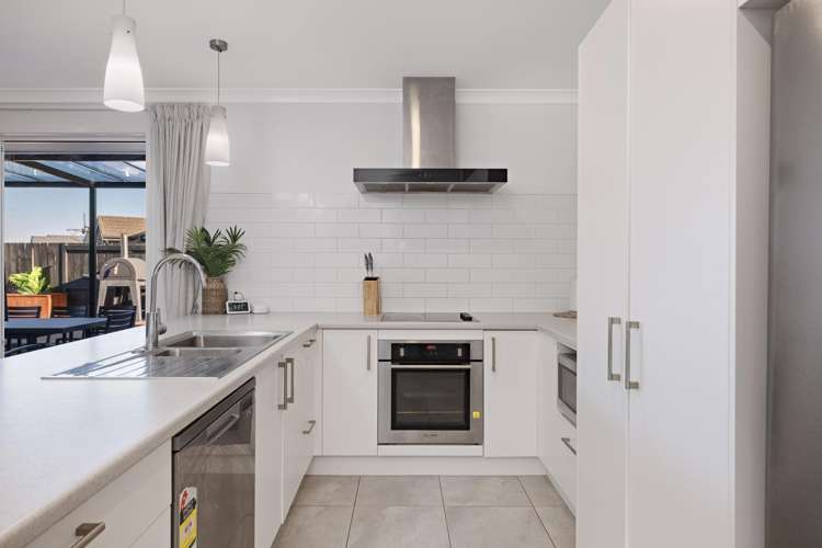 24 Te Kio Crescent Papamoa_2