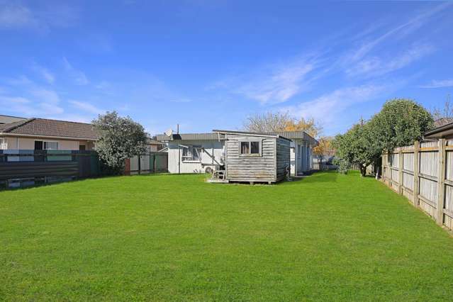7 Holland Street Pukekohe_1