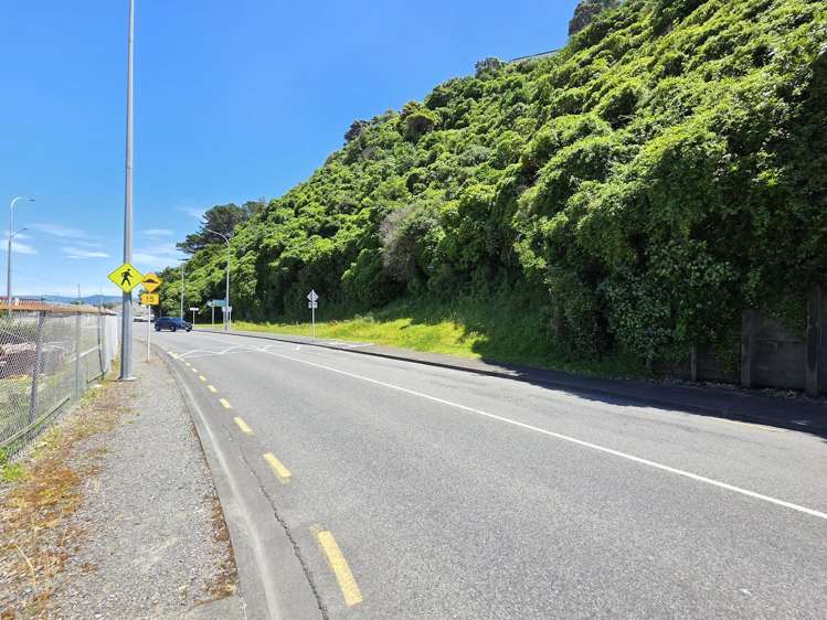 8 Pito-One Road Korokoro_8