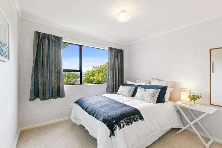 10 Kate Way Karori_11