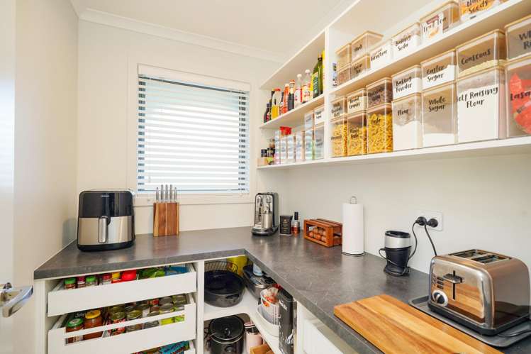 81 Mika Way Lorneville_7