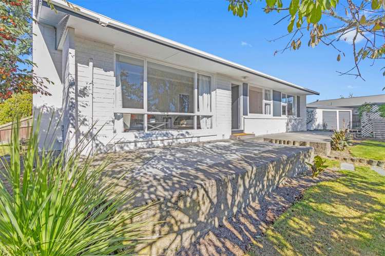 37 Kathleen Crescent Hornby_19