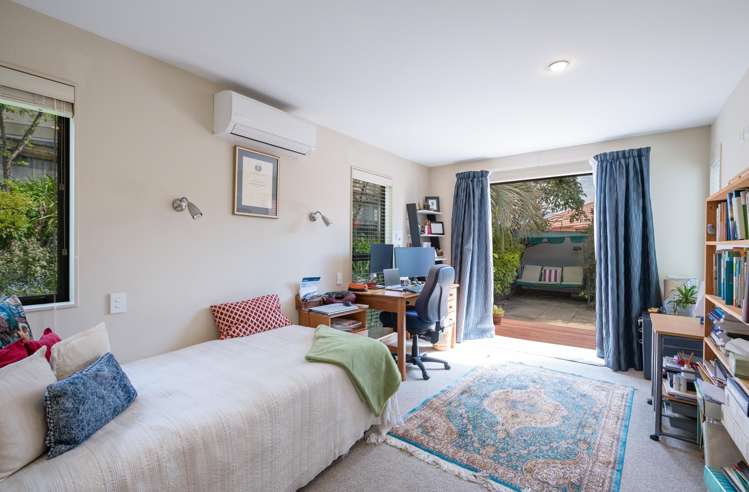 21 Idesia Grove Richmond_13