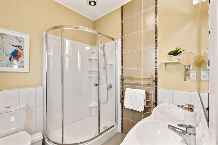 235 Georges Drive Napier South_11