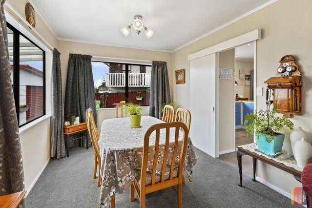 7 Oakmont Place Wattle Downs_4