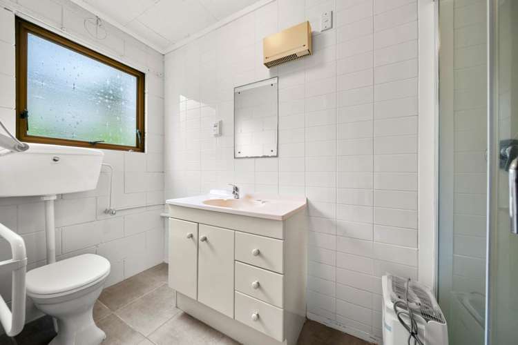 1A Limmer Place Browns Bay_17