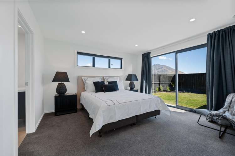 64 Howden Drive Jacks Point_11