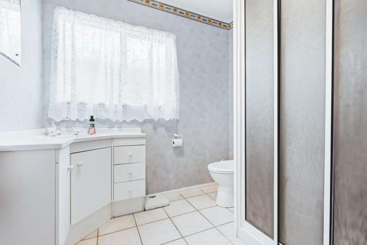 2 Kempton Place Richmond Heights_19