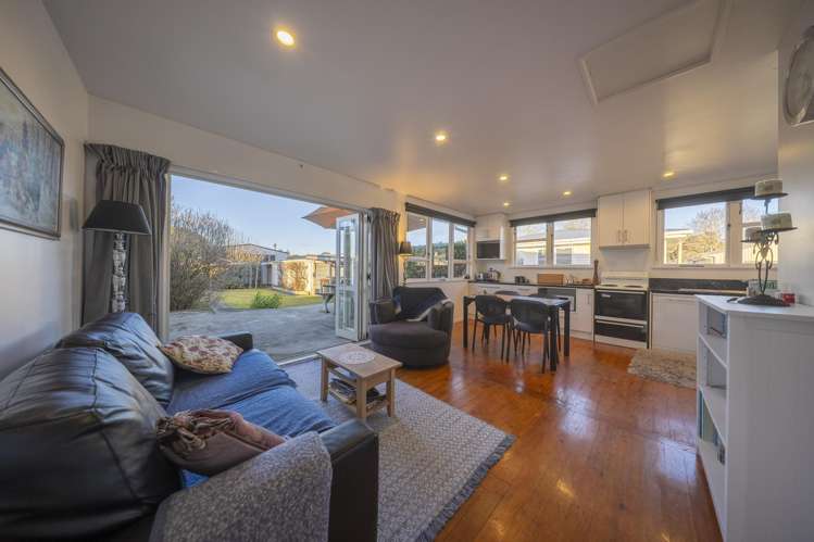 27 Excelsior Place Manapouri_3