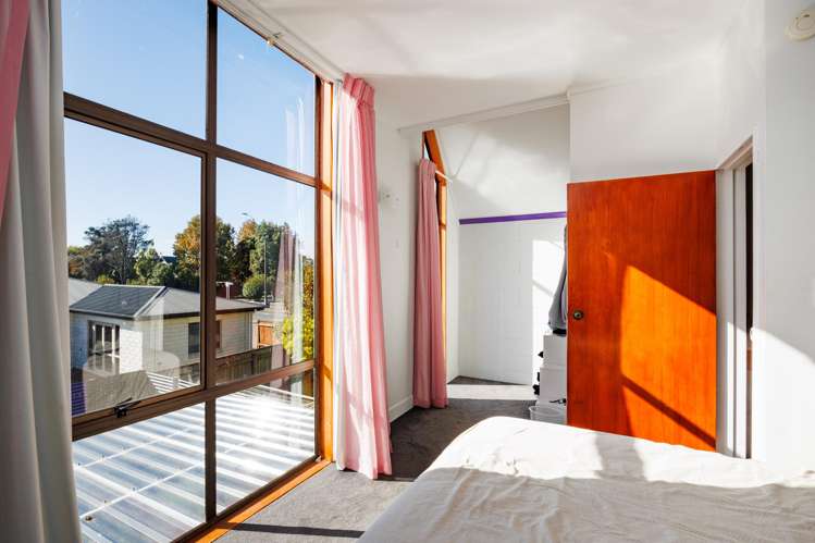 2/341 College Street West End_9