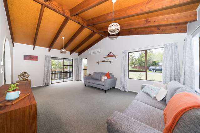 33 Kowhai Street Tokomaru_2