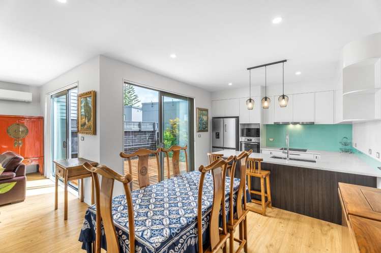 53D McLeod Road 1802_5