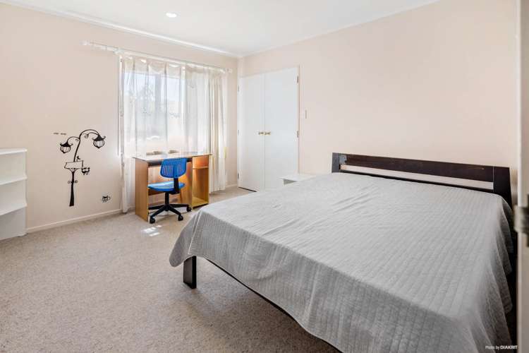 1 Eroni Clarke Close Flat Bush_9