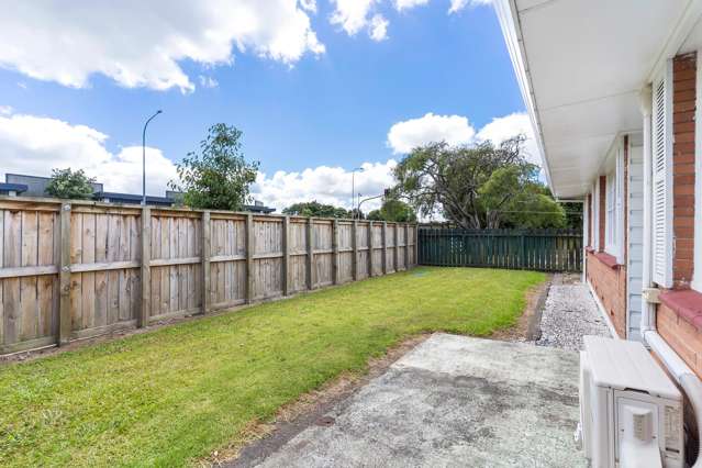 1/27 Great South Road Conifer Grove_4