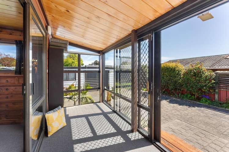 13 Knights Grove Otaki_9