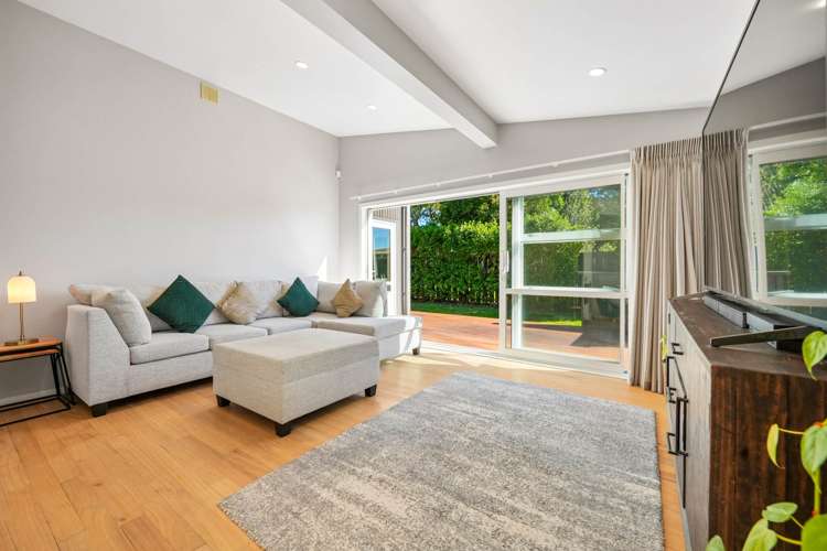 15 Blacks Road Greenhithe_11