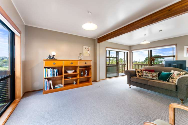 2/9 Newhaven Terrace Mairangi Bay_11