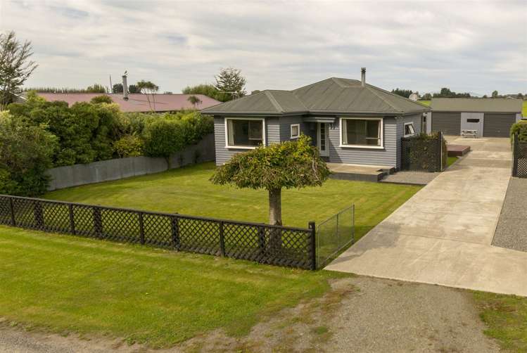 2 Geisha Road Waikuku_0