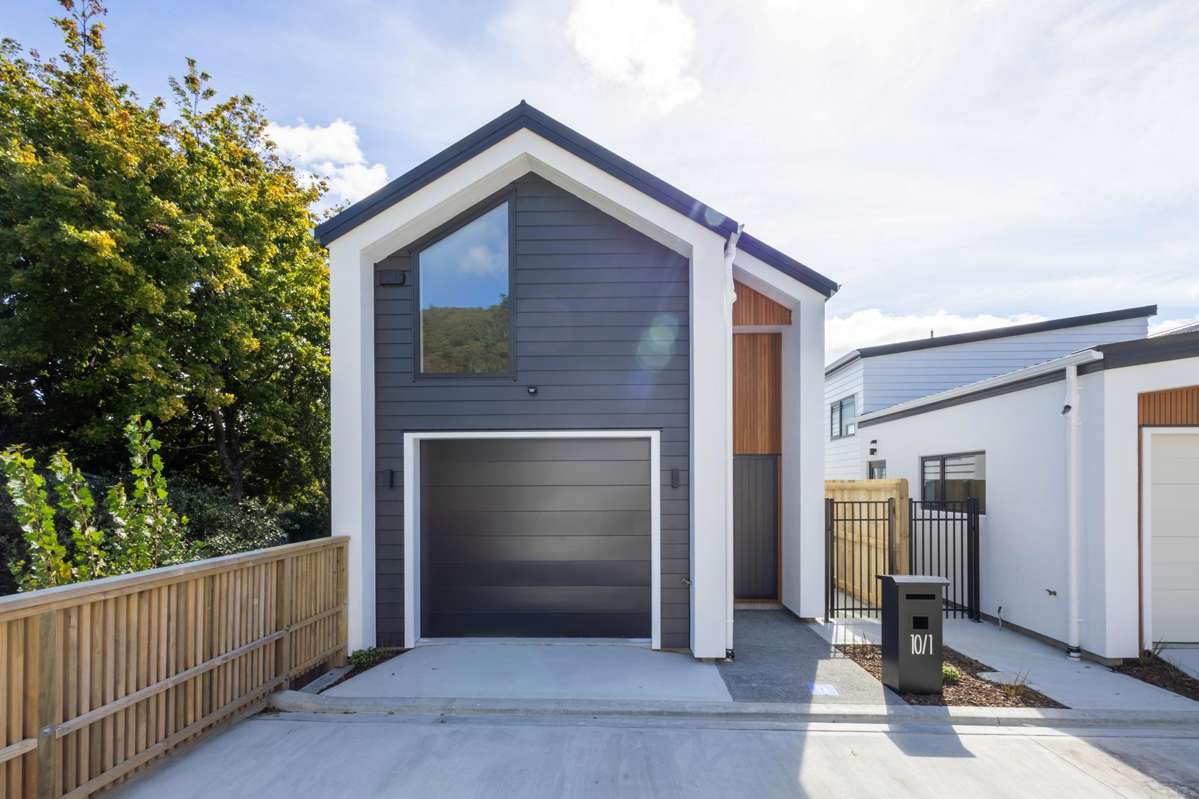 1-2 Helvetia Grove_5