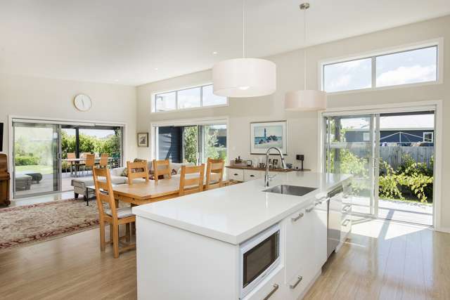 6 Ferris Crescent Wainui_3