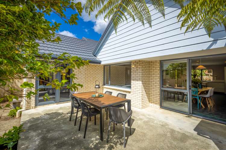 6 Coleridge Place Stoke_11