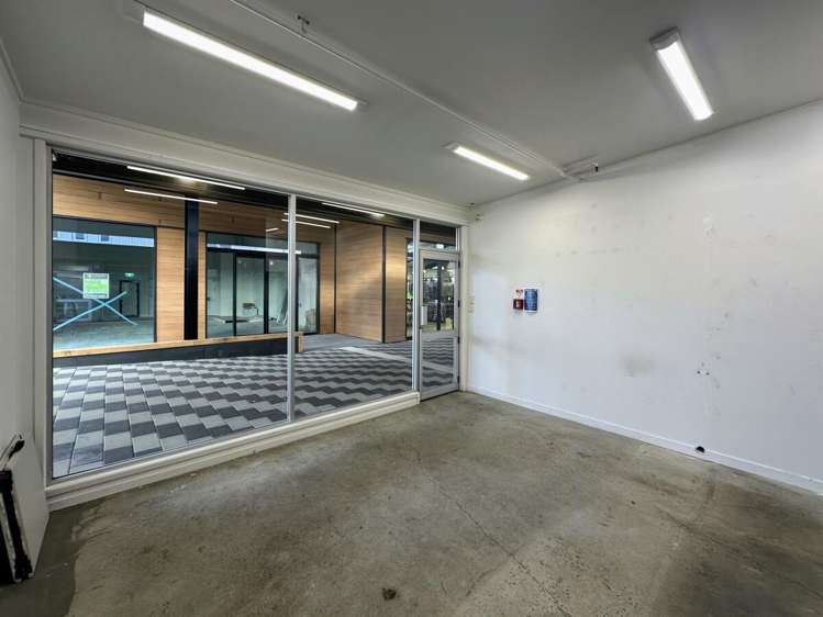 18 Horomatangi Street Town Centre_10