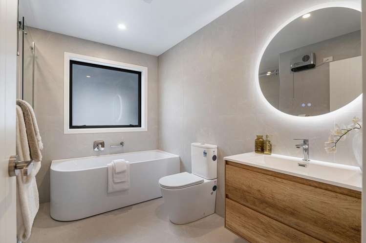 122D Argent Lane Orewa_16