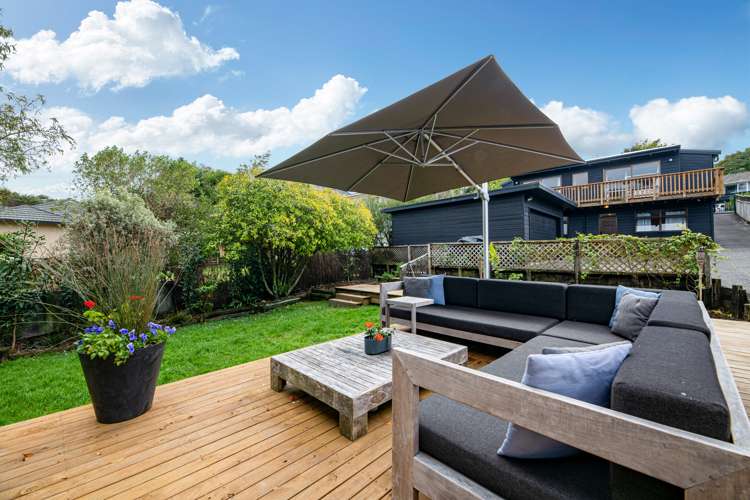 5 Derwent Crescent Titirangi_23