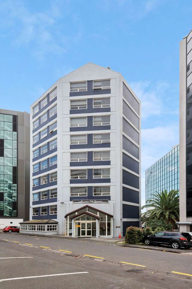 CBD HOTEL INVESTMENT - NEW 10 YEAR LEASE