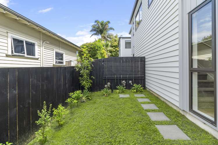 12b Locarno Avenue Sandringham_10