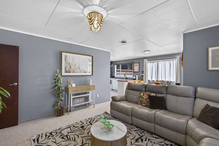 35 Riversdale Drive Merrilands_21