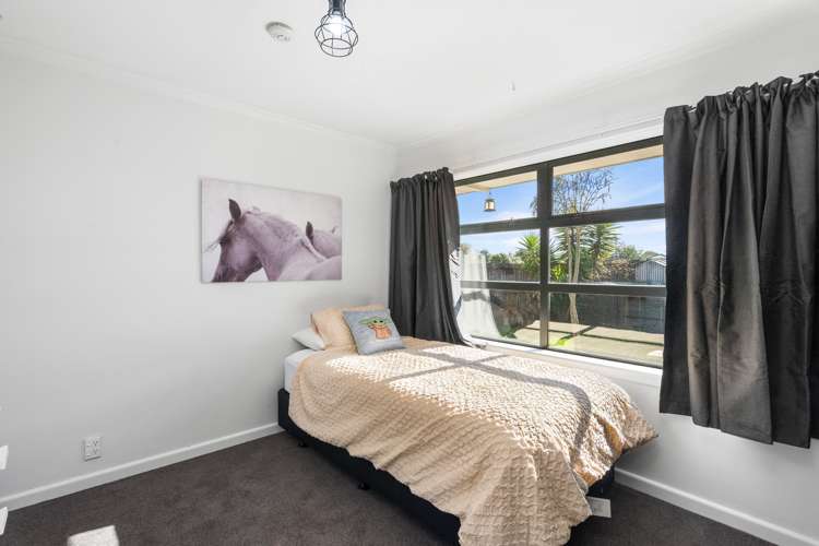 13 Ontario Place Wainoni_11