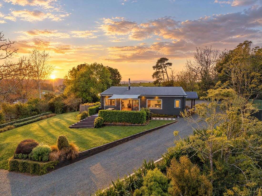 34 Middleton Road in Hunua, Franklin