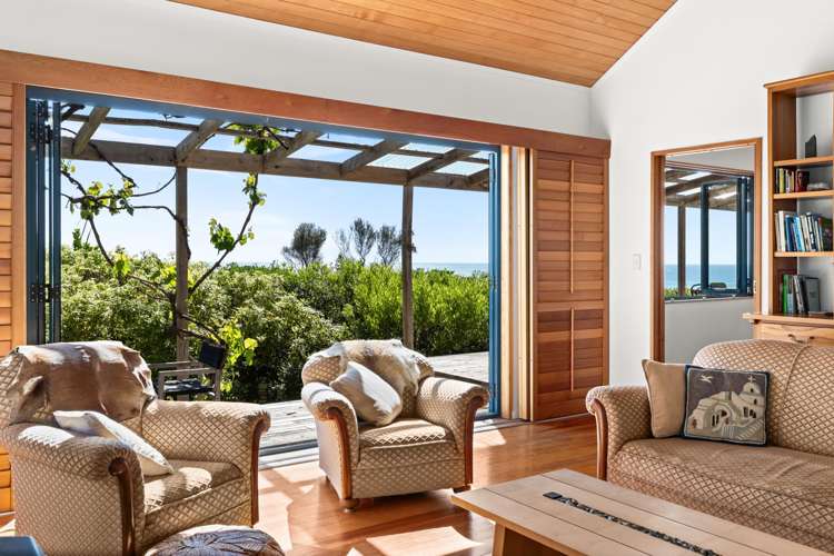 197 Harper Road Waimarama_11