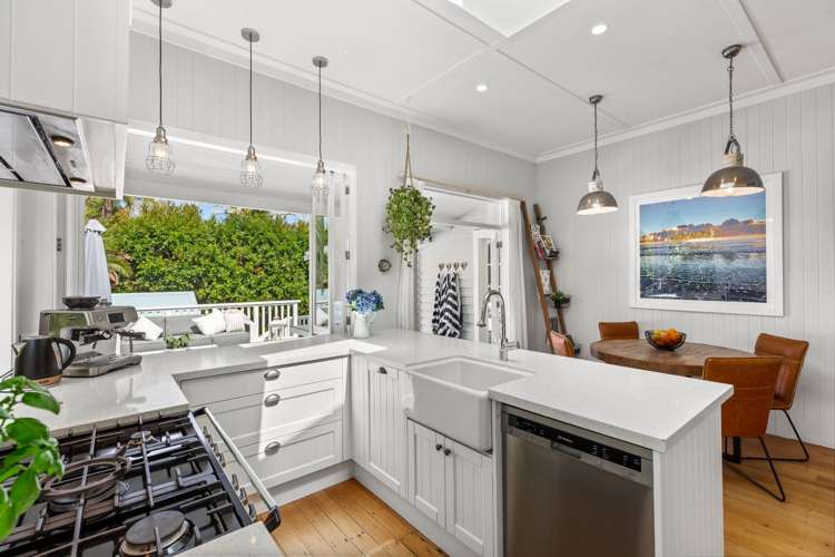 23 Ewen Alison Avenue Devonport_4