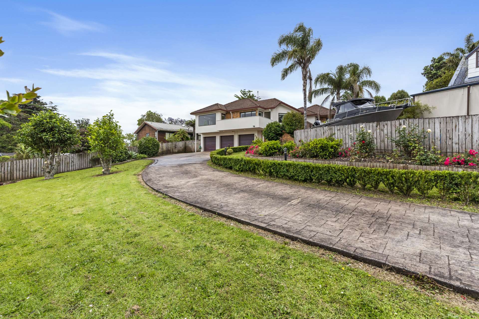 2/17 Redmount Place Red Hill_0