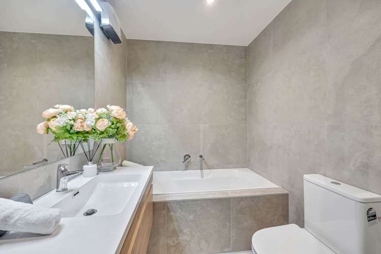 9a Janome Place Bucklands Beach_18