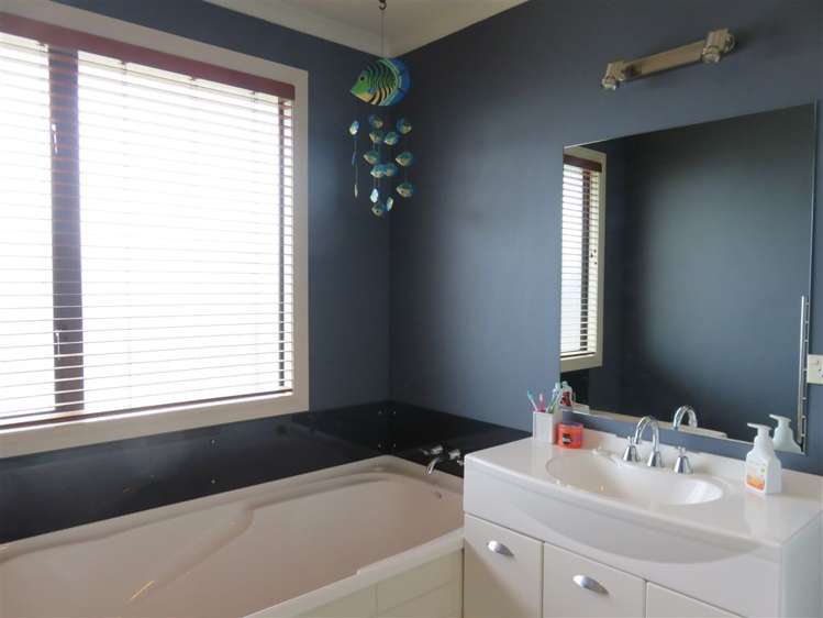 217 Pages Road Gleniti_8