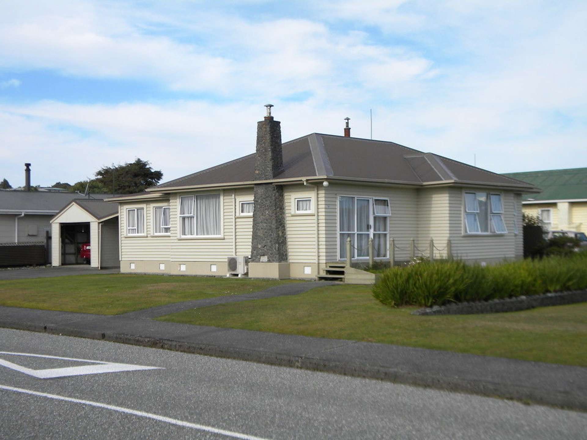 82 Park Street Hokitika_0