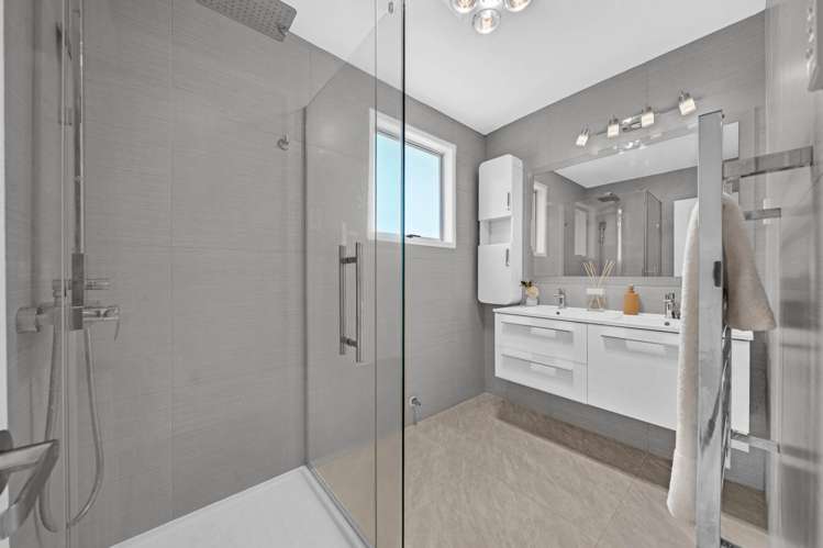 6 Celeste Place Totara Vale_20