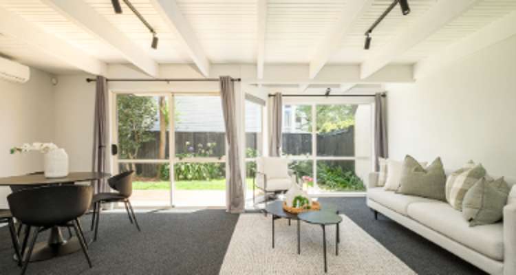 2/40 Ranfurly Street_0