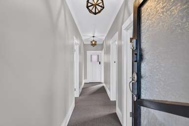203 Carlyle Street_3