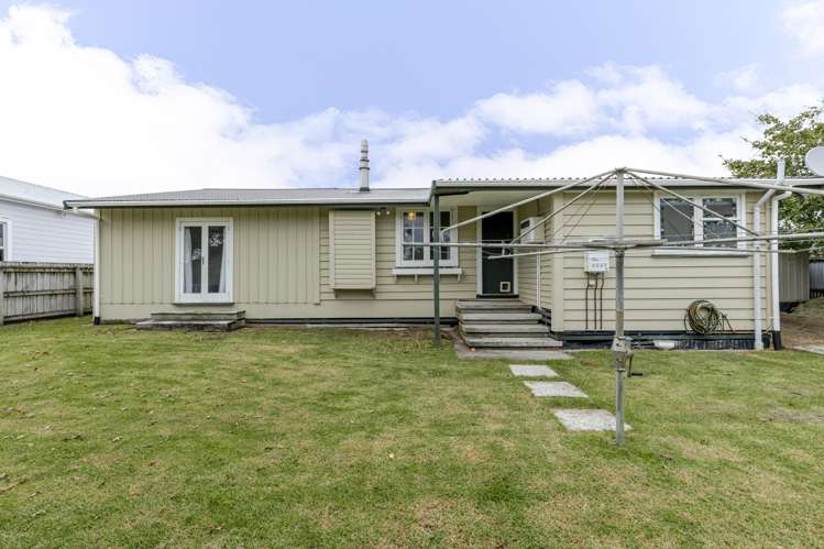 17A Carey Street Waitara_25