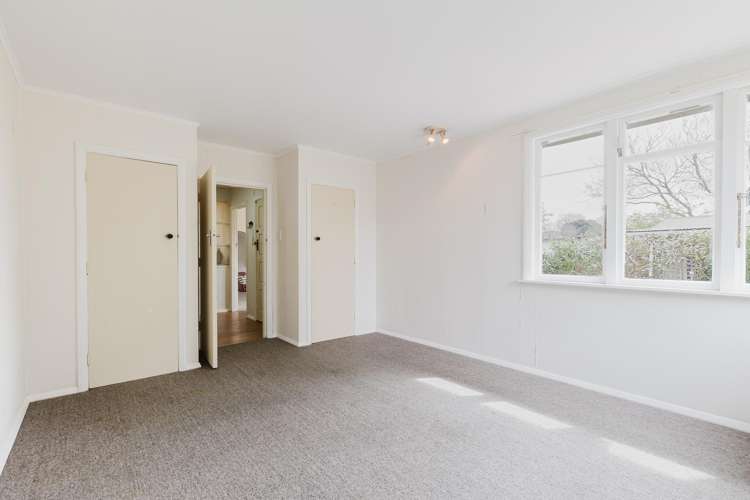 98 Florence Avenue Palmerston North Central_21