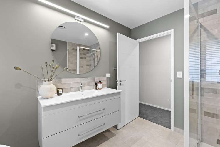 54 Freedom Drive Kelvin Grove_17