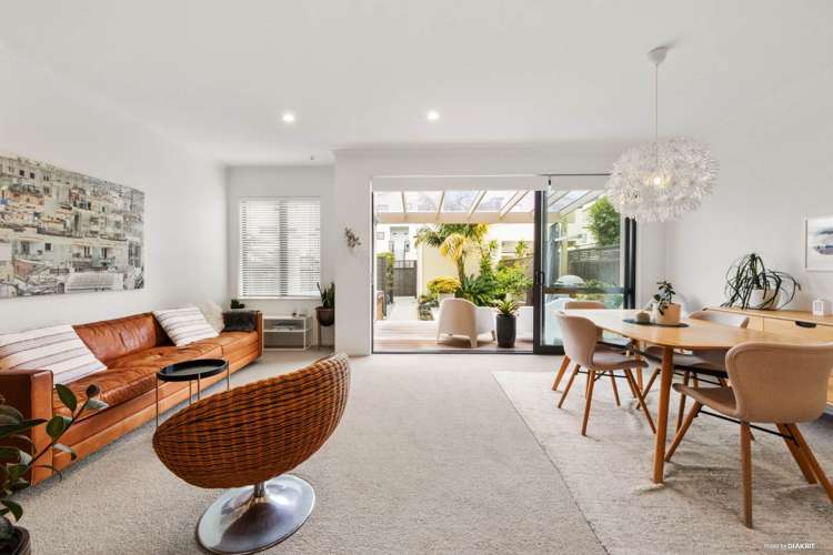 9 Kanuka Road Hobsonville_2