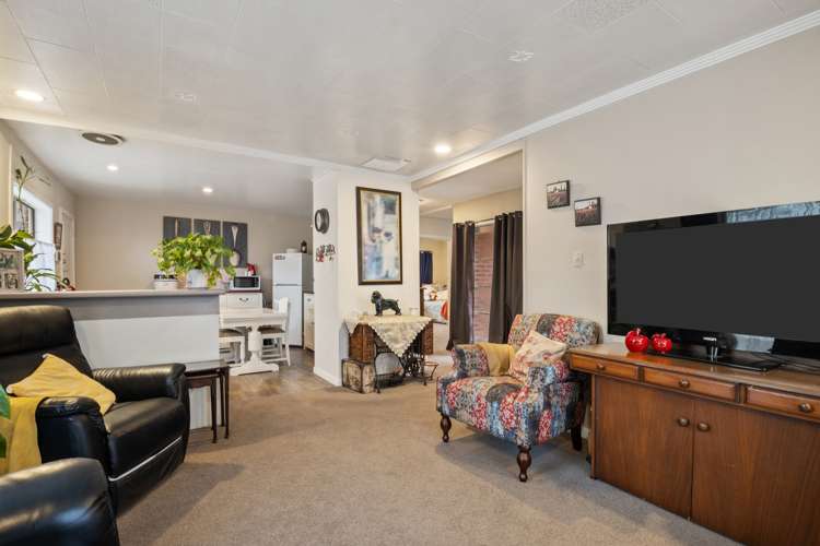 60 Bournemouth Crescent Aranui_6