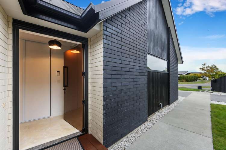 19 Kohunga Crescent Bottle Lake_25