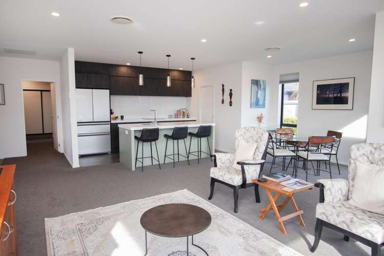 71 Racecourse Road Allenton_3