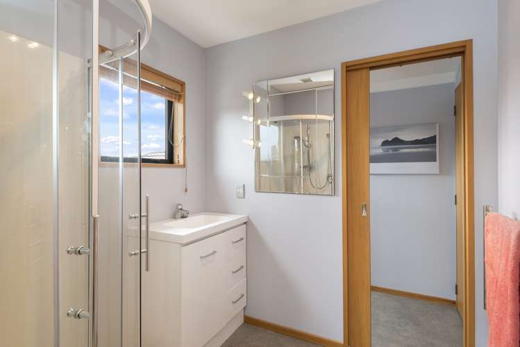 10 Netherby Lane Shirley_7